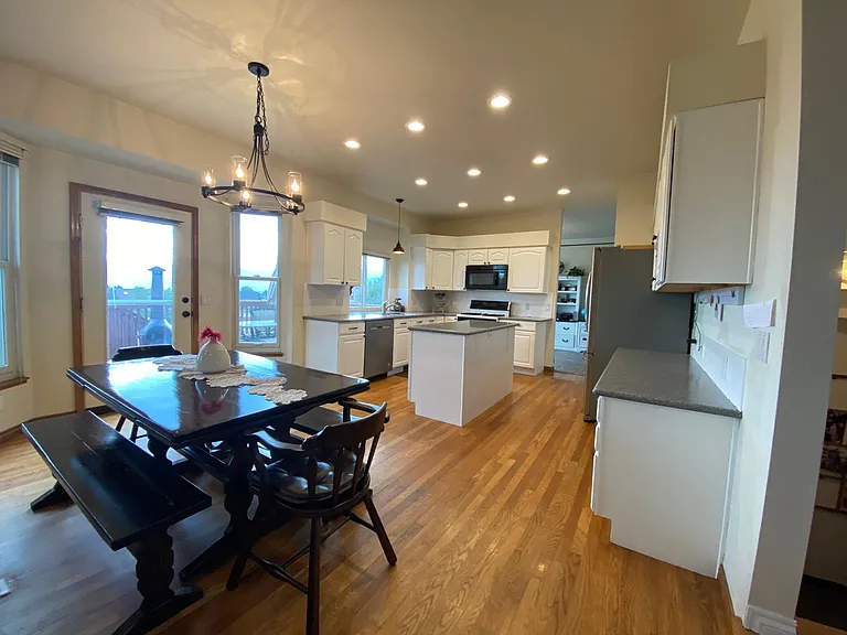 2625 Heathrow Dr — Photo 6