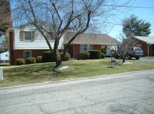 2429 Laura Rd NW, Roanoke, VA 24017