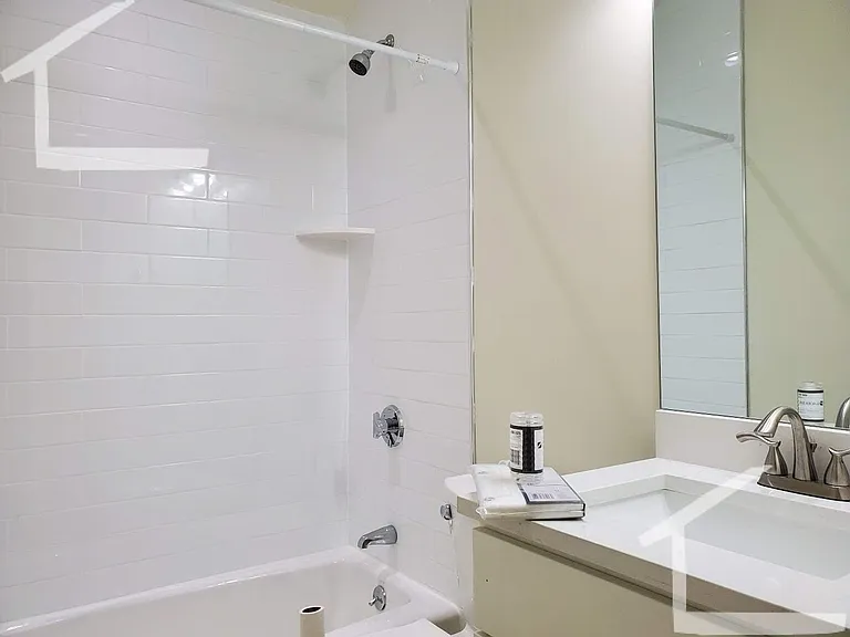 12 Harris St #101 — Photo 6