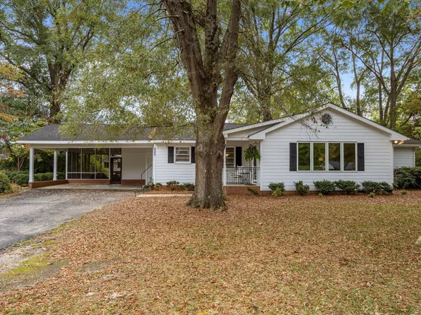 820 Main St, Lillington, NC 27546