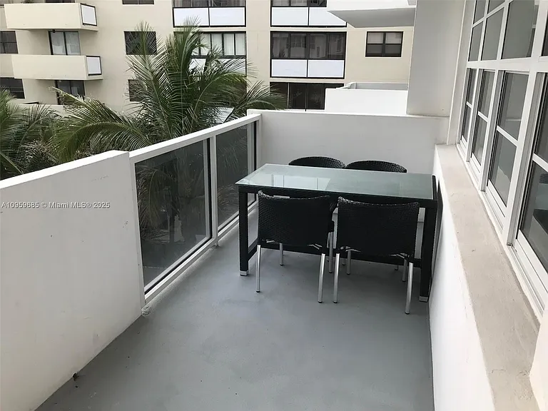 100 Lincoln Rd #719 — Photo 3