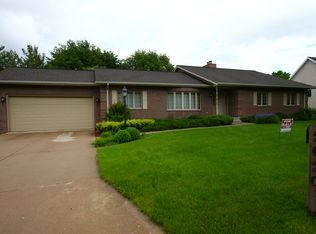 2620 Ridgetop Rd, Ames, IA 50014