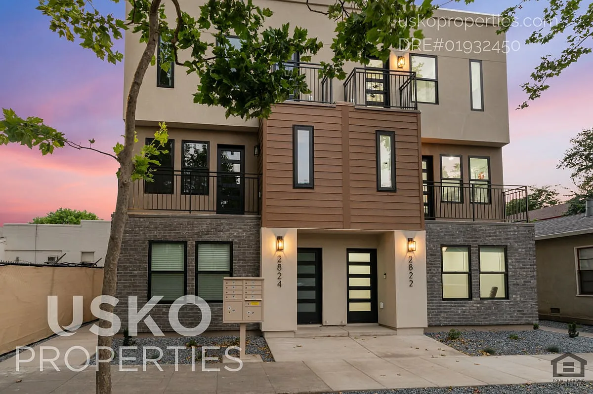 2824 D Street — Photo 2