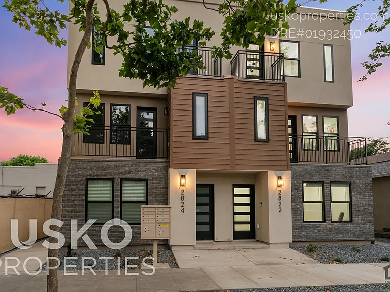 2824 D St — Photo 2