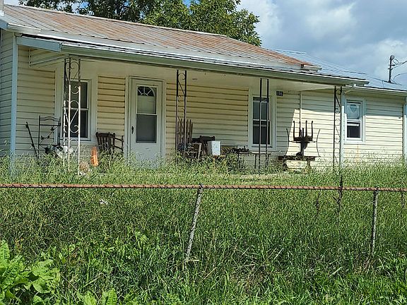 3rd image of 116 Crooked Dr