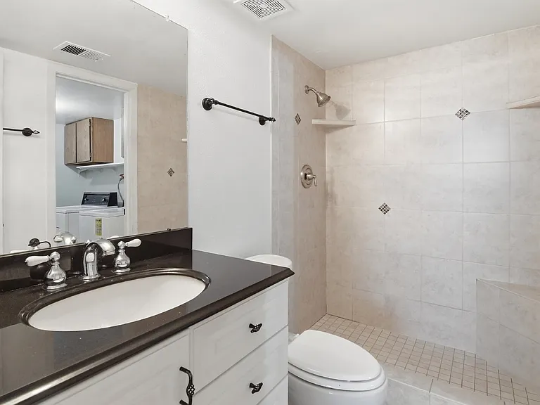 12450 E Cornell Ave #103 — Photo 16