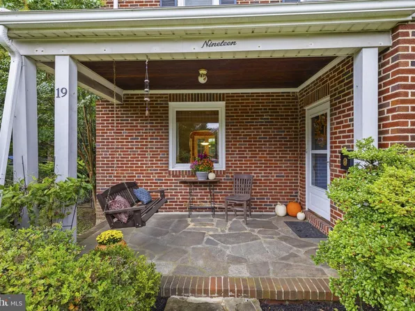19 Somerset Rd, Baltimore, MD 21228
