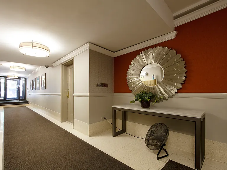 30 E 38th St #5D — Photo 8