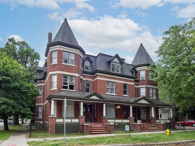 105 W Dutton St #D — Photo 11