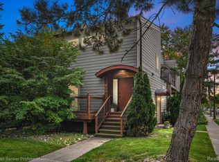 600 E Lincoln St, Birmingham, MI 48009