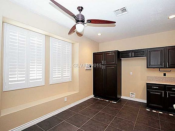 4th image of 189 Jeri Dr