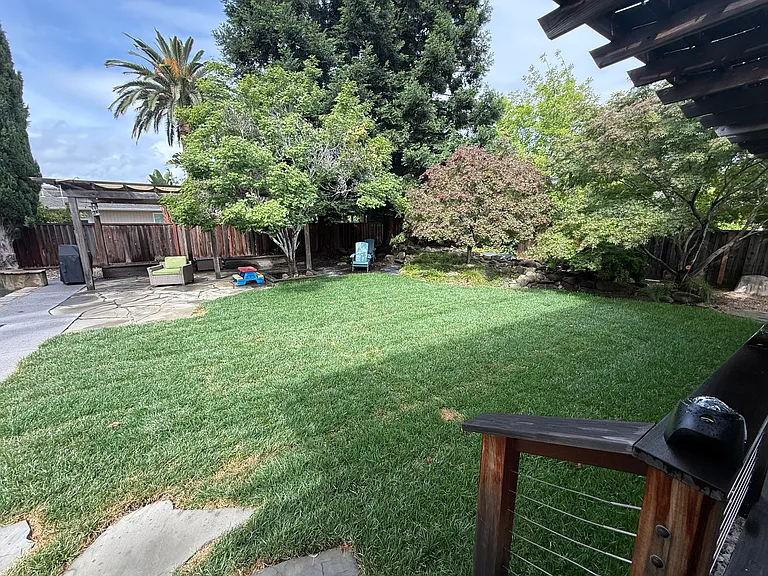 335 Barrow Ct — Photo 5
