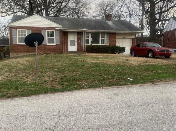 9456 Bagley Dr, Saint Louis, MO 63136