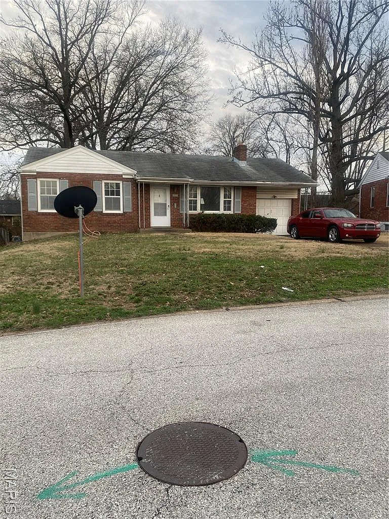 9456 Bagley Dr photo 1