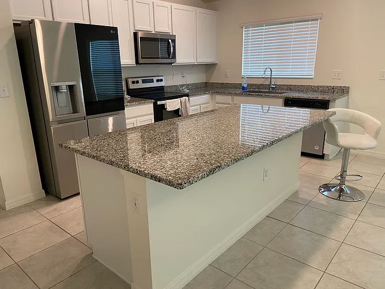 239 Summerlin Ln — Photo 3