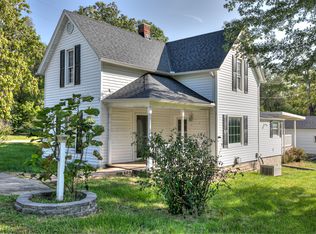 704 Clark Ave, Edgerton, MO 64444