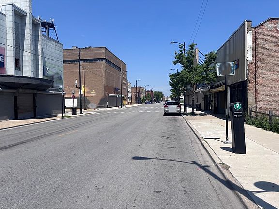 4th image of 11242 S Michigan Ave