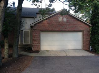 2776 Windridge Dr, Columbus, OH 43231