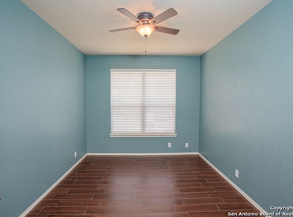 4th image of 10842 Mustang Oak Dr