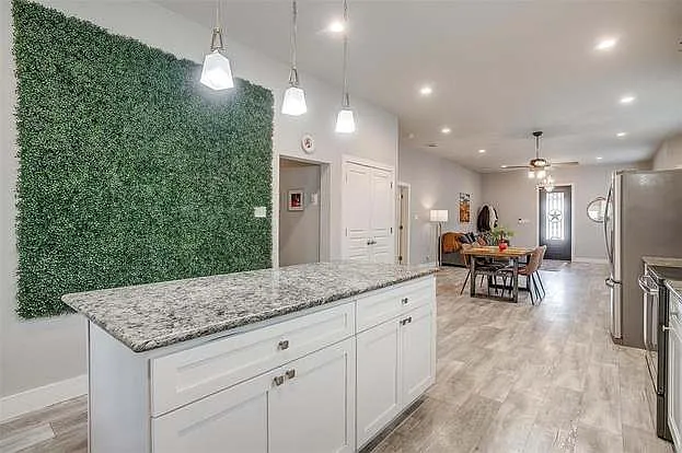 2905 S Jennings Ave — Photo 22