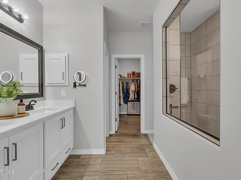 12316 Desert Path Ct — Photo 5