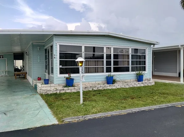 74 Palos Dr, Naples, FL 34104