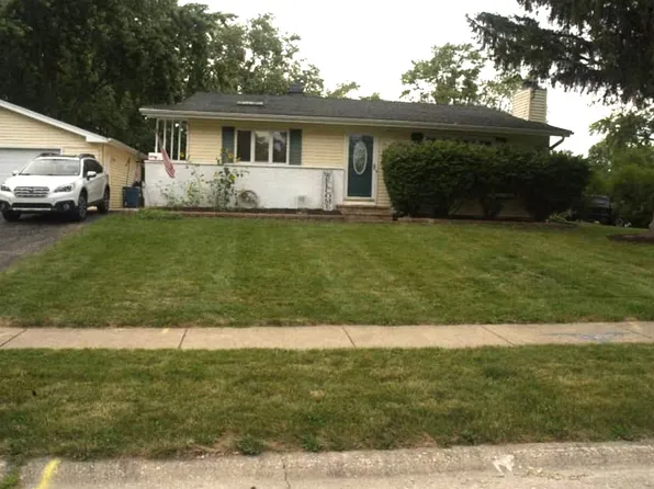 7662 Deerfield Ave, Woodridge, IL 60517