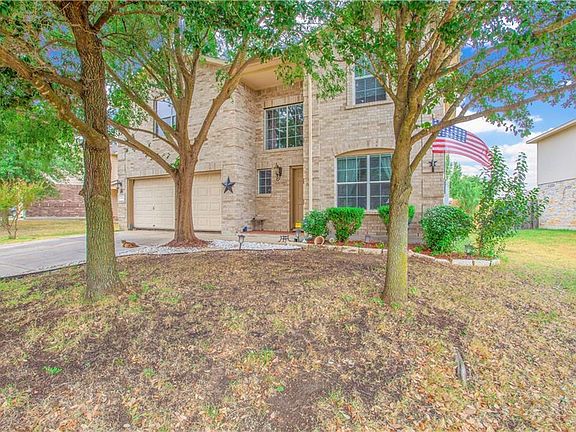 3rd image of 120 Meadow Park Dr