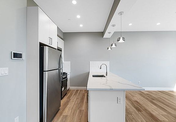 4th image of 51 Olive St #1
