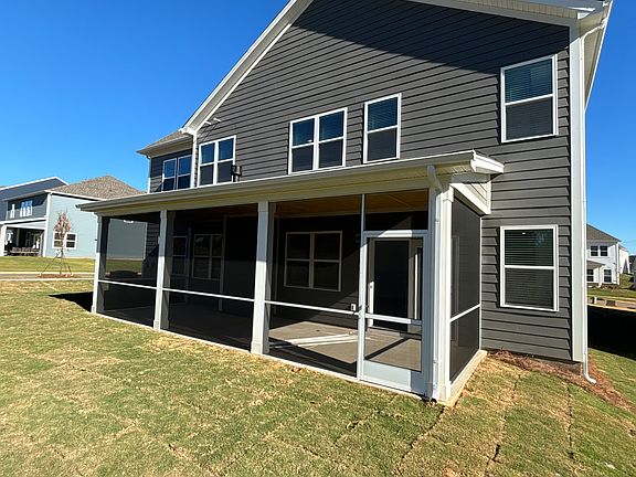 4th image of 10204 Whitaker Pointe Dr