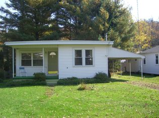 22 Wood St, Harveys Lake, PA