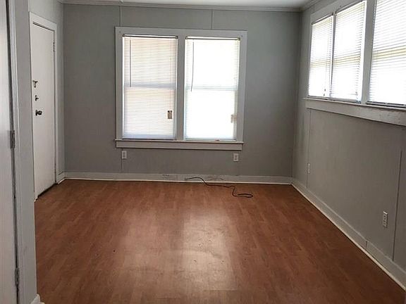 3rd image of 2504 N Q St