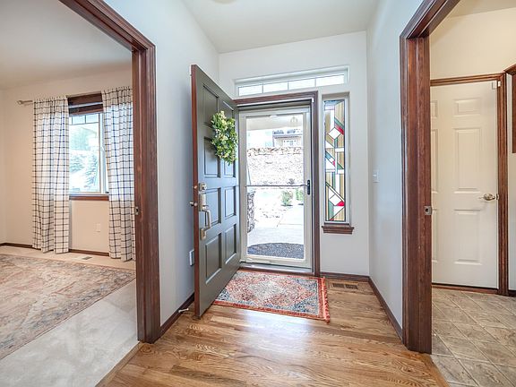 5th image of 1211 N Lancashire Ln