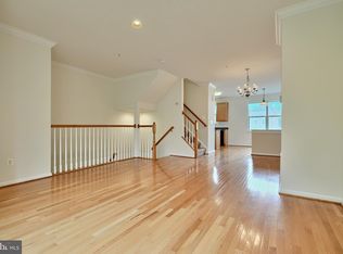 910 E Lombard St, Baltimore, MD 21202