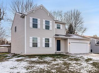 207 Kingsberry Dr, Blissfield, MI 49228