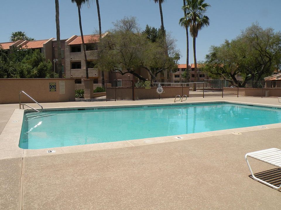 1st image of 540 N May St APT 3052