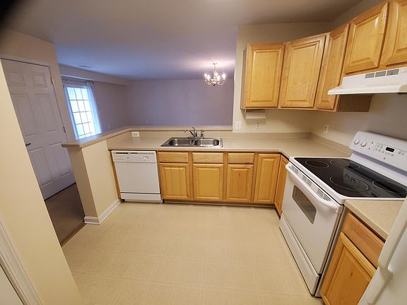 4th image of 503 Garrison Woods Dr APT 312