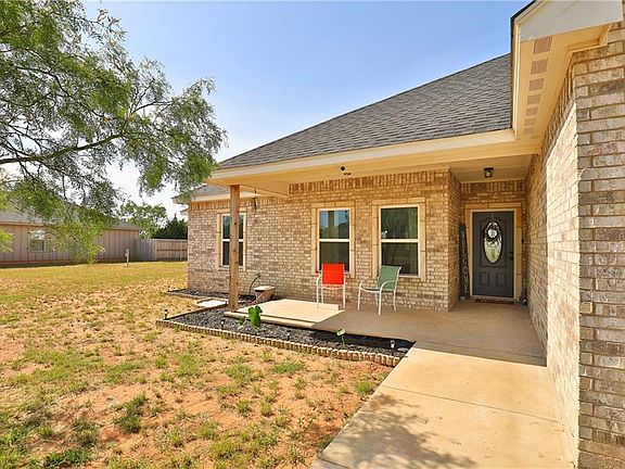 3rd image of 377 Foxtrot Ln