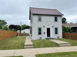 1811 Loomis St, La Crosse, WI 54603
