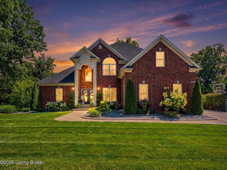 1st image of 111 Chestnut Glen Dr
