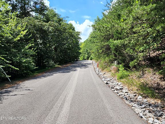 4th image of 5131 Short Mountain Way