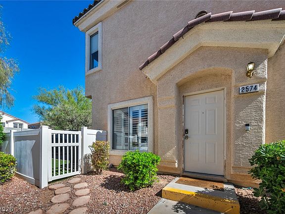2nd image of 2574 Land Rush Dr