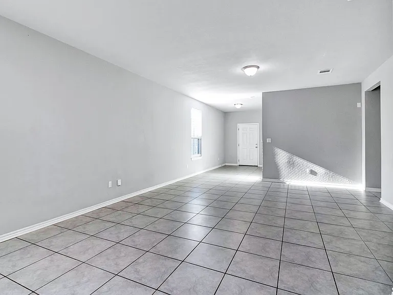 216 Syrah Ct — Photo 6