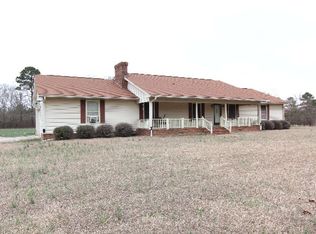 1203 Epworth Camp Rd E, Ninety Six, SC 29666