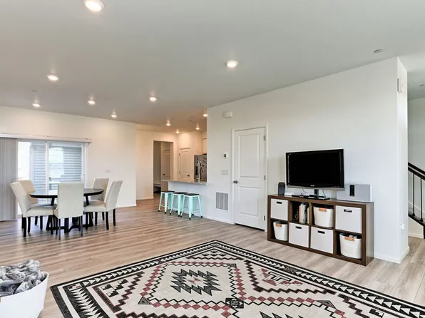 450 Tigercat Way, Fort Collins, CO 80524