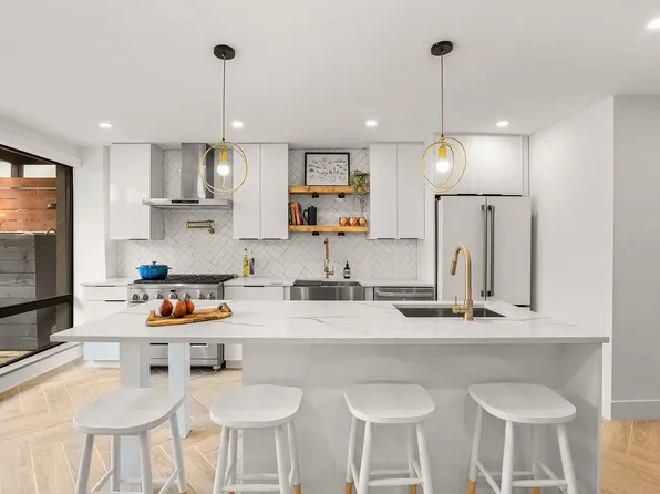 351 22nd St, Brooklyn, NY 11215