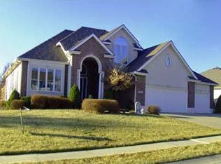 2100 SW Wall St, Blue Springs, MO 64015