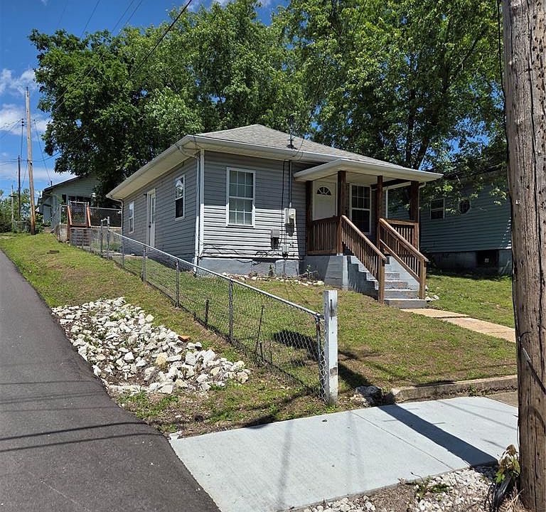 1st image of 205 Cottage St