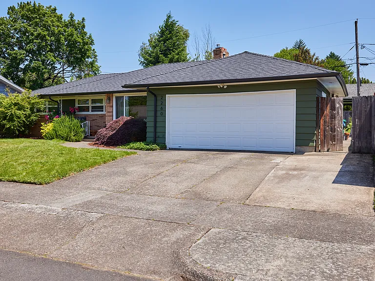2260 SE 103rd Dr — Photo 35