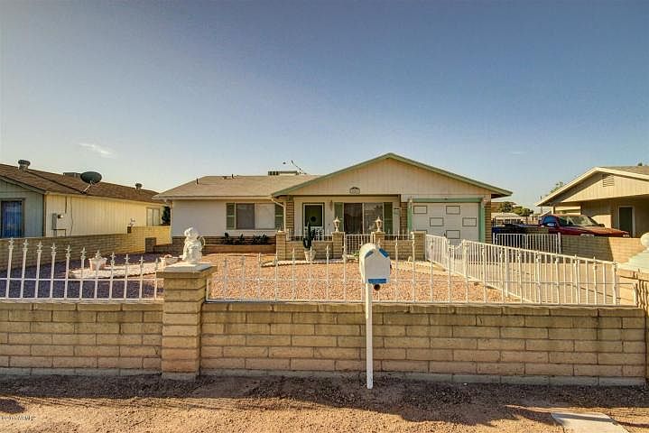 1st image of 2509 E Don Carlos Ave